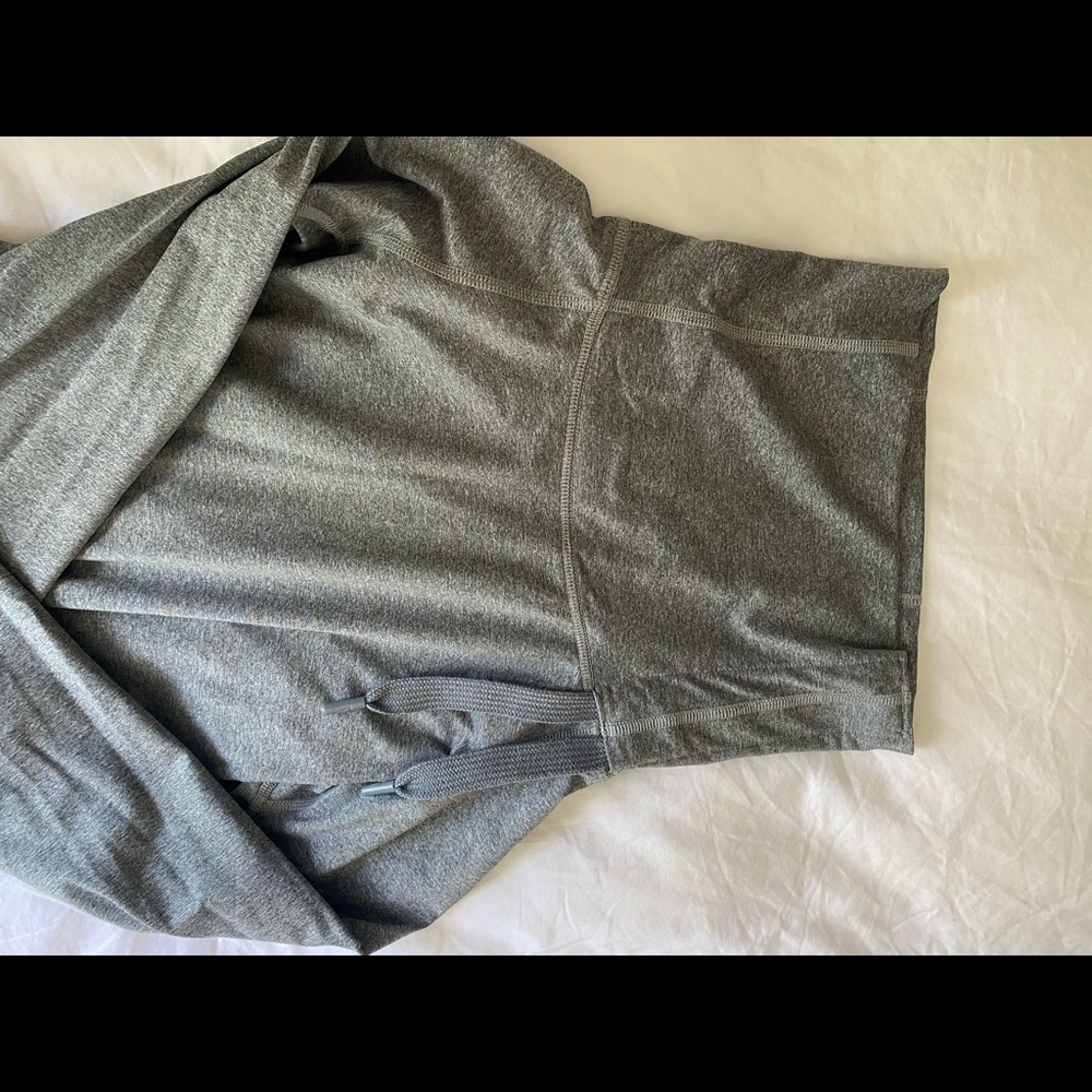 NIKE DRI FIT cowlneck long sleeve